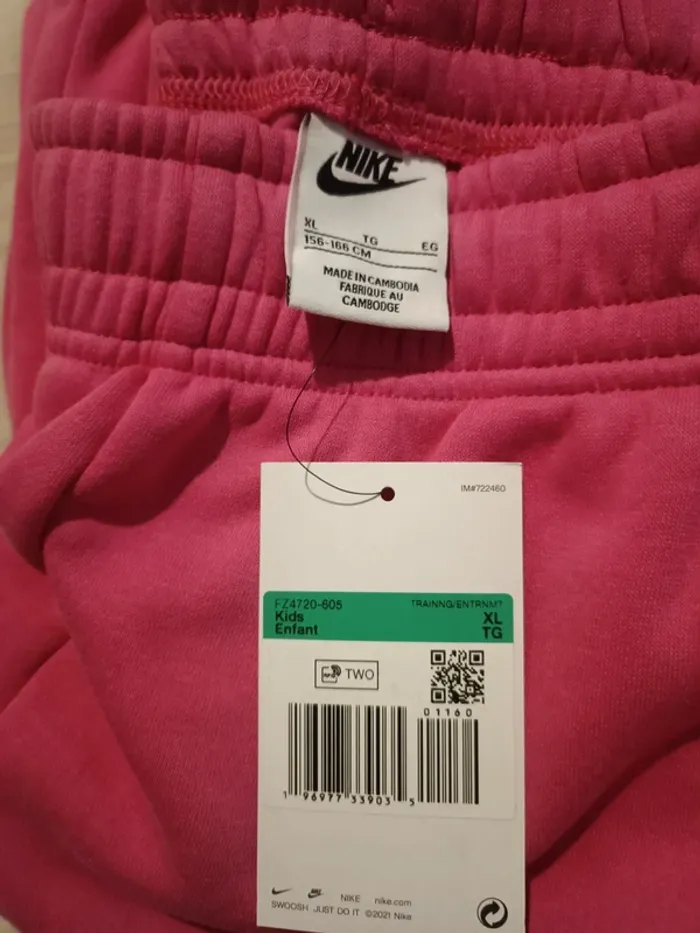 Ensemble survêtement Nike fille taille XL 156-166cm - photo numéro 5