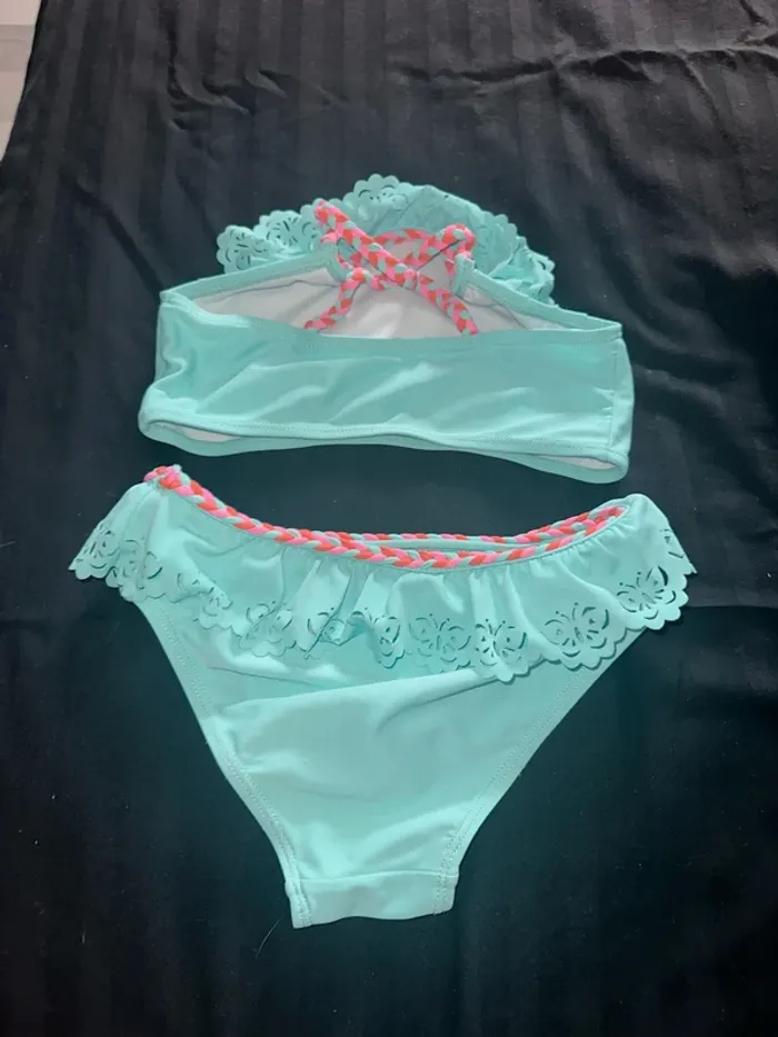 Maillot de bain 6/7 ans - photo numéro 2