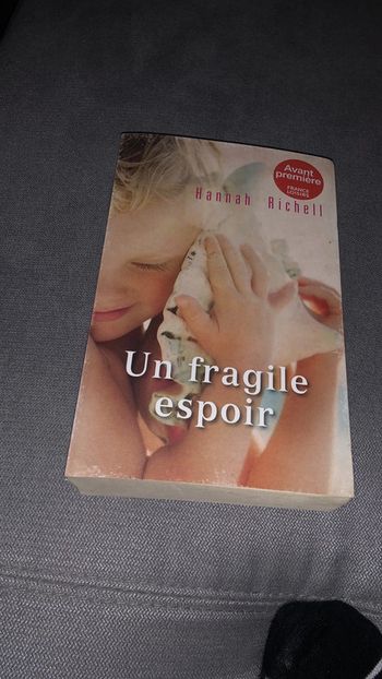 Livre un fragile espoir