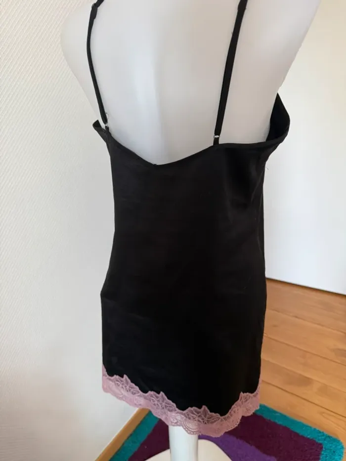 Nuisette en bon état taille M noir et rose Mosquitos - photo numéro 6