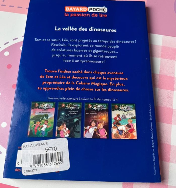 Livre la vallée des dinosaures - photo numéro 2