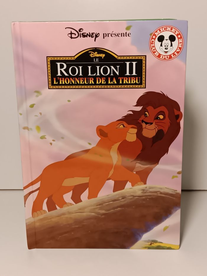 Livre Disney mickey club du livre Le roi lion 2 l'honneur de la tribu