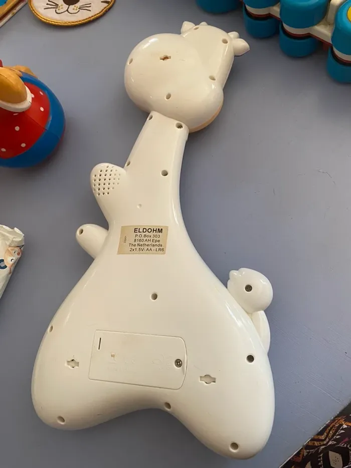 Guitare vache - photo numéro 2