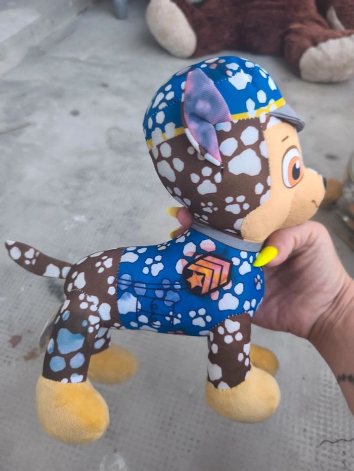 Peluche chase en état satisfaisant - photo numéro 2