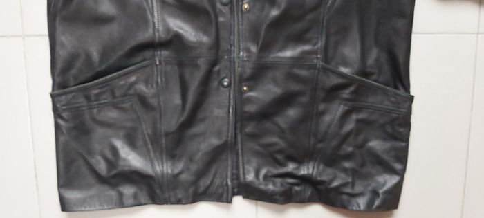 Veste en cuir - photo numéro 4