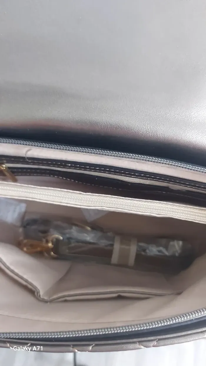 Sac à main 👜 bandoulière gris neuf - photo numéro 5