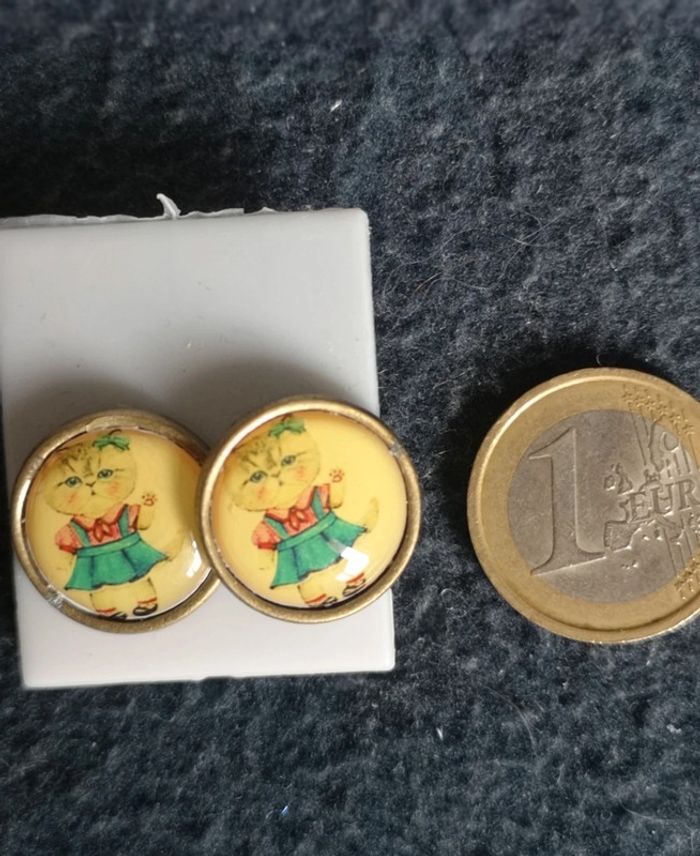 Boucles rondes chat - photo numéro 3