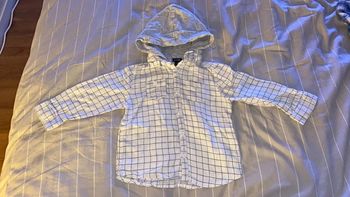 Chemise à carreaux avec capuche