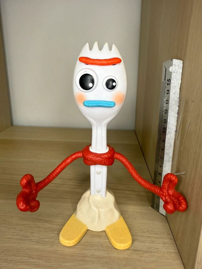 Figurine forky sonore toy story Disney pixar - photo numéro 2