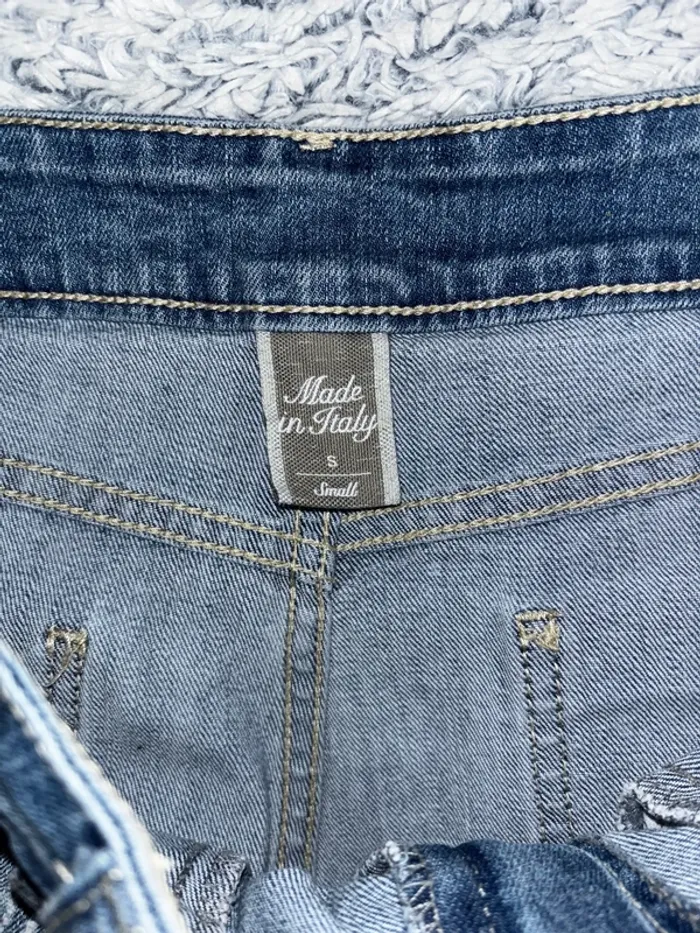 Short jean femme, short femme taille S, mini short en jean, short jeans déchiré - photo numéro 4