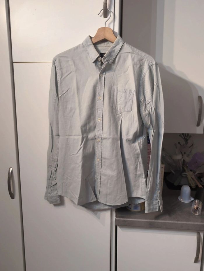 Chemise bleue clair