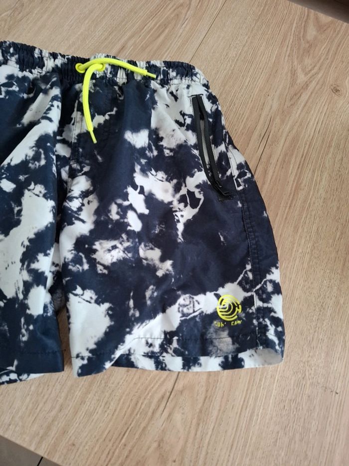 Short de bain garçon 8-9 ans primark bon état - photo numéro 2