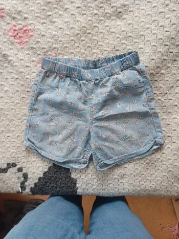 Short taille réglable ciel à fleurs