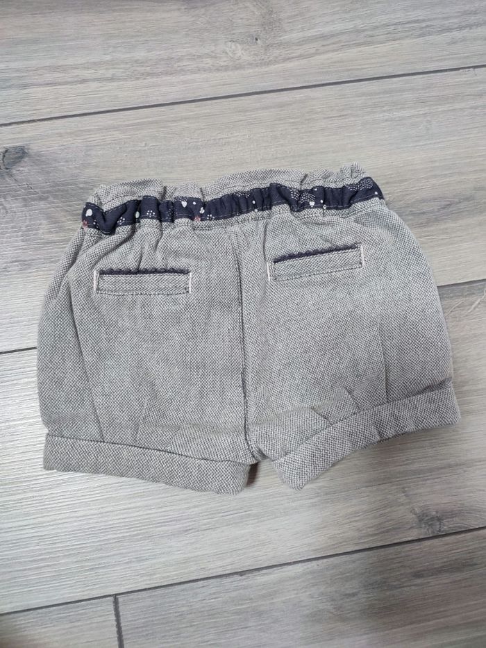Short gris sergent major 3 mois très bon état - photo numéro 3