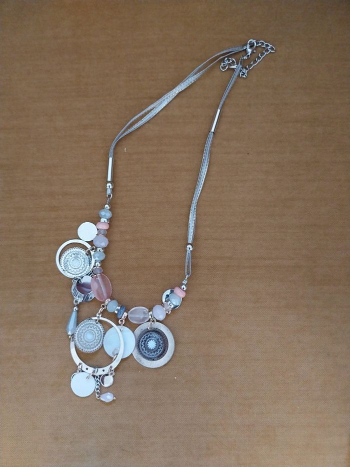 🎯 Magnifique collier pastel