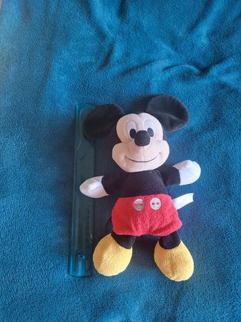 Peluche mickey environ  30cm