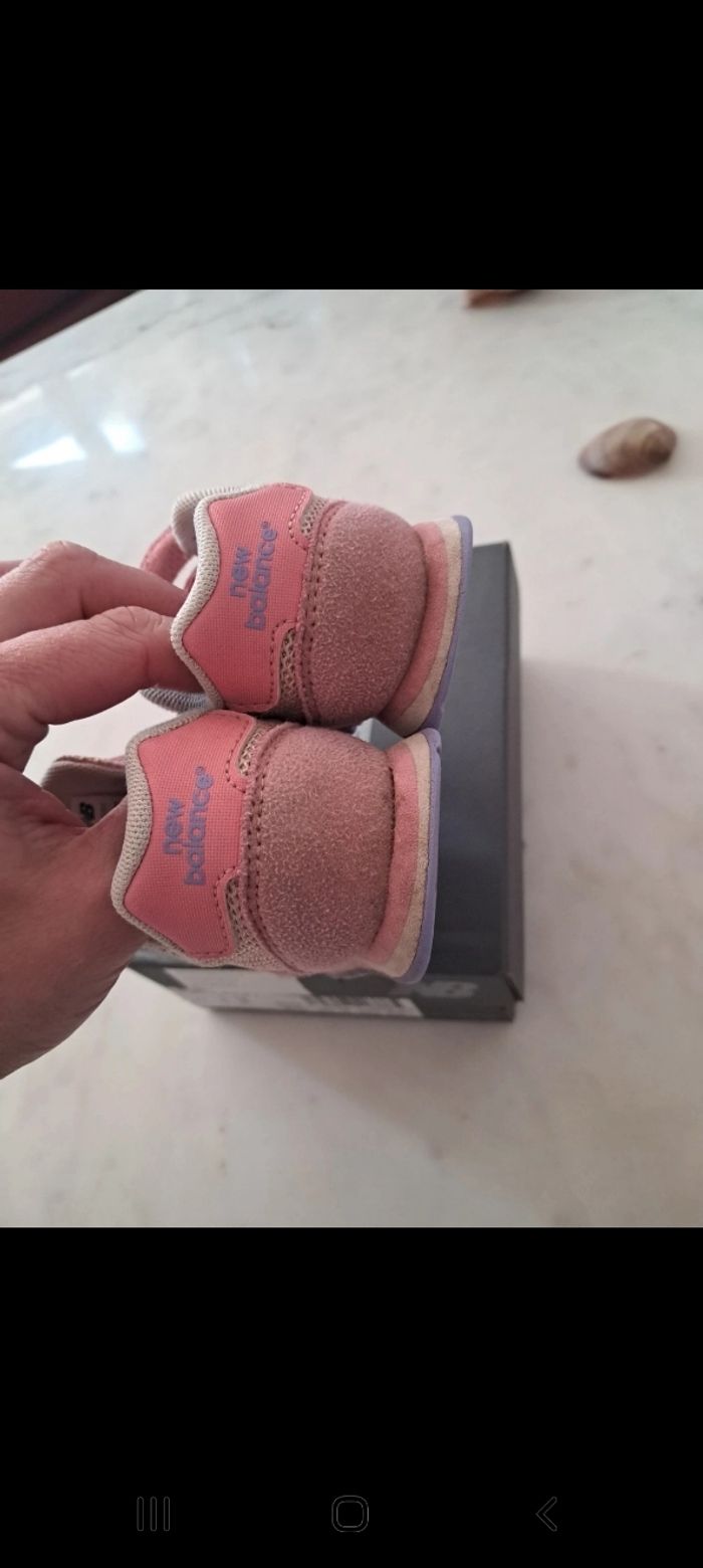 Basket New Balance pointure 22 - photo numéro 9