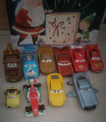 Lot  de 18 voitures Cars