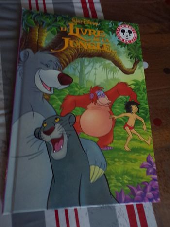 Livre Le livre de la jungle Disney Mickey club du livre