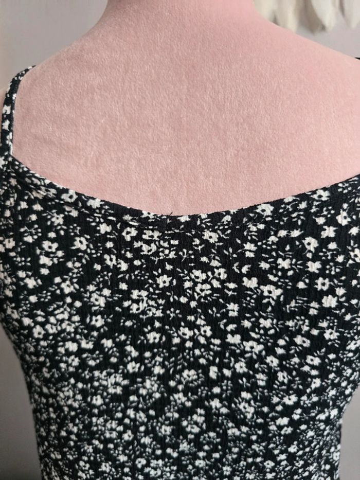 Robe fleurie 🌸 - photo numéro 2