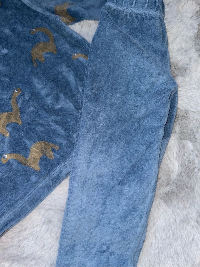 Pyjama 2 pièces bleu dinosaures - 18 mois - Kiabi - photo numéro 3