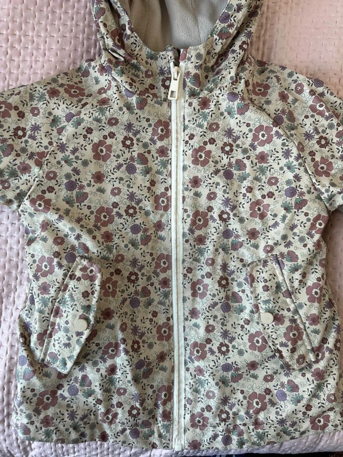Veste imperméable Zara taille 104 - photo numéro 3