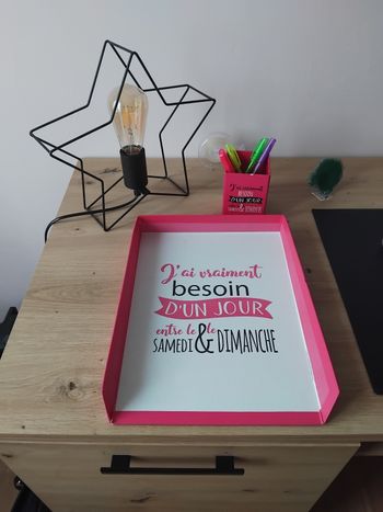 Accessoires de bureau : banette et pot à crayons