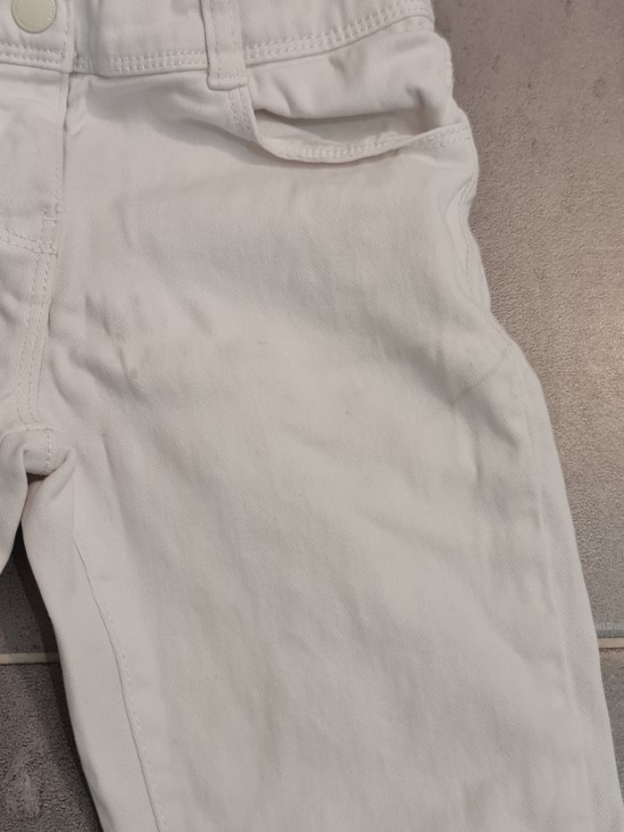 Pantalon blanc kiabi 8 ans - photo numéro 5