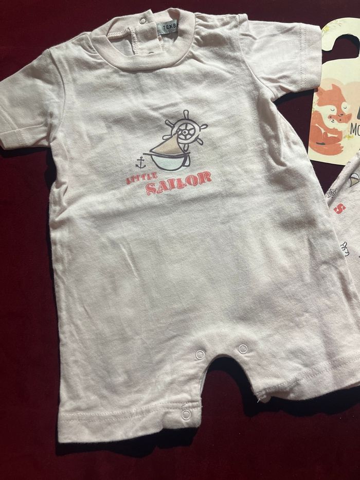 Lots de 2 barboteuses 1mois - photo numéro 2