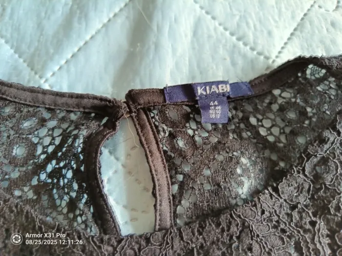 Pull dentelle noir Kiabi 44 - photo numéro 2