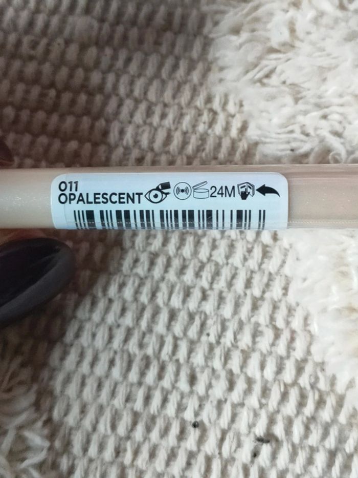 Eye liner neuf l'oreal - photo numéro 3