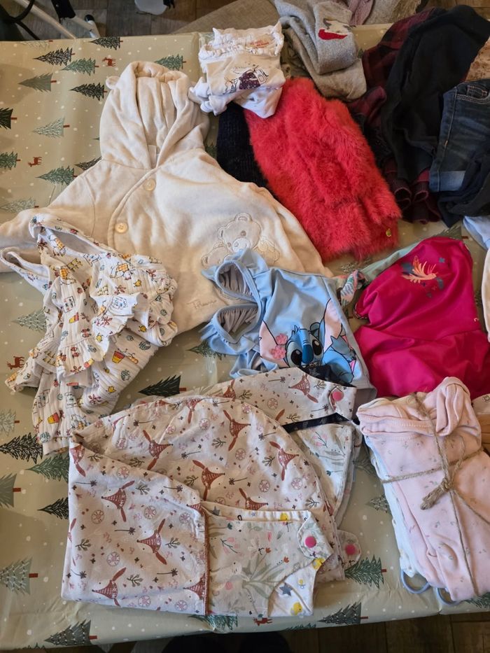 Lot vêtements 1 mois à 12 mois - photo numéro 2