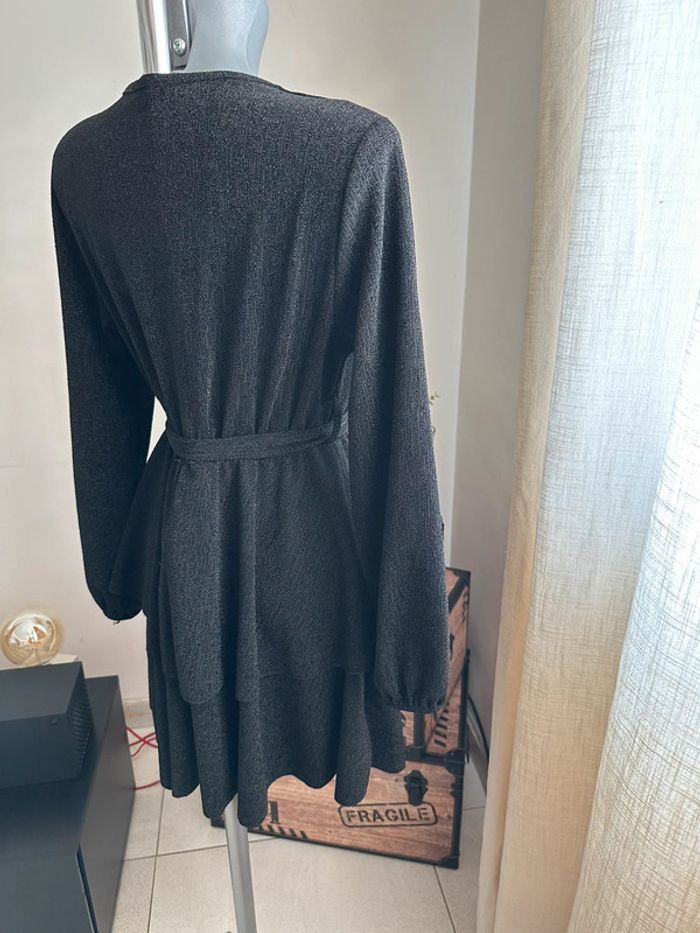 Robe noire brillante - photo numéro 12