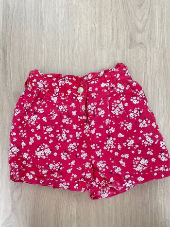 Short rose fleuri Tape à l’œil fille taille 5 ans