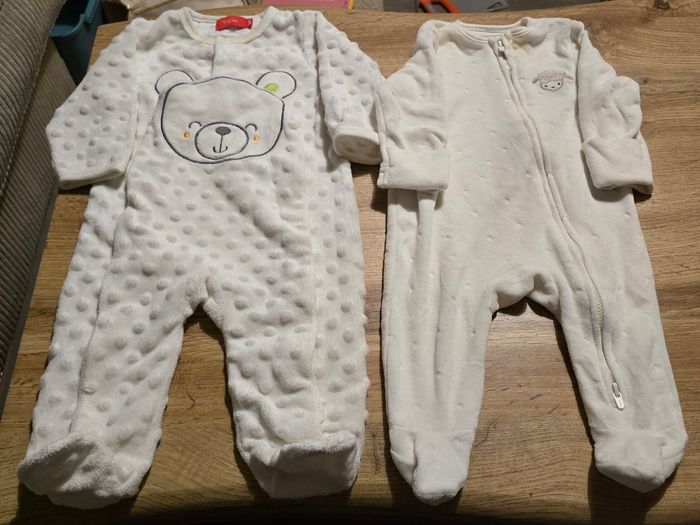 Pyjamas ×2 bébé 3 mois