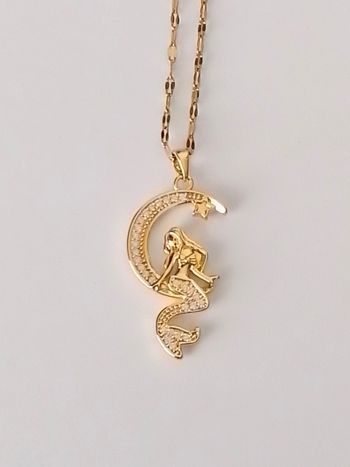 Chaîne + pendentif élégant
