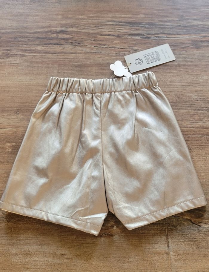 Short simili doré - photo numéro 2