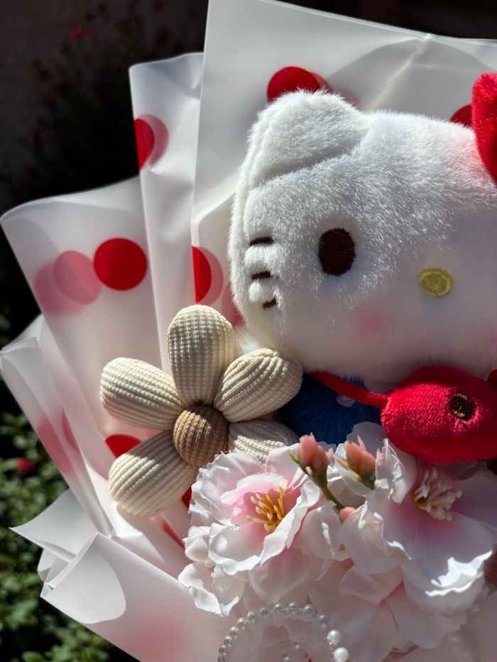 Bouquet fleur Hello Kitty - photo numéro 2
