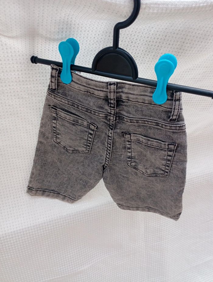 Short neuf - photo numéro 2