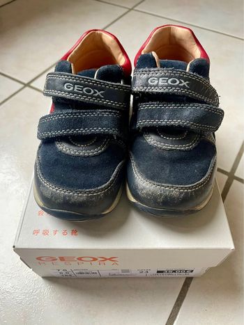 Baskets Geox taille 23