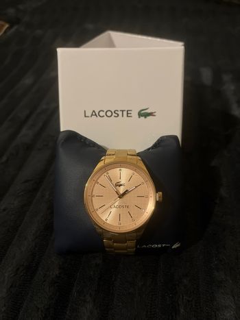 Montre Lacoste