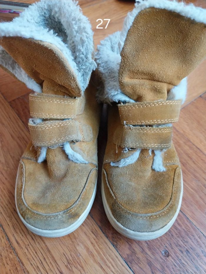 Lot de deux paires de chaussures taille 27 - photo numéro 2