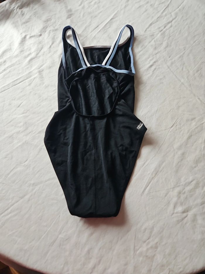 Maillot de bain de natation - photo numéro 4