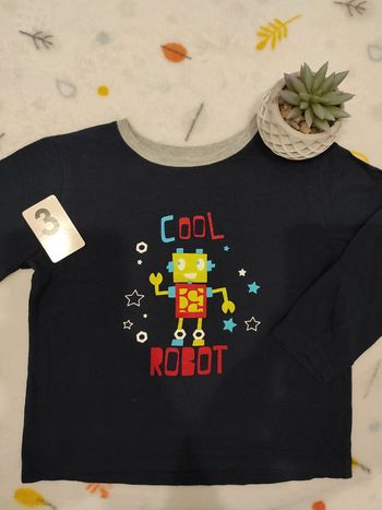 Tee-shirt à longues manches robot 🤖 3 ans