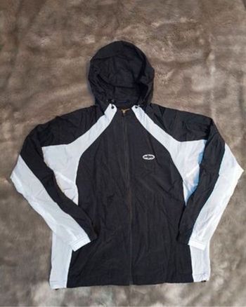 Veste corteiz