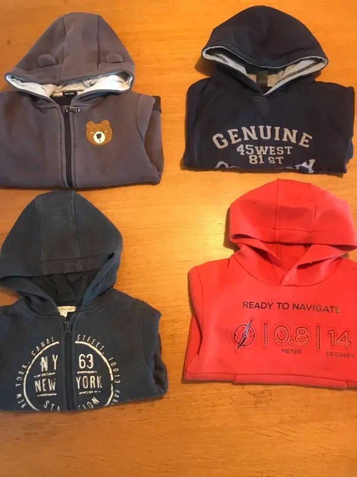 Lot 4 pulls 3 ans
