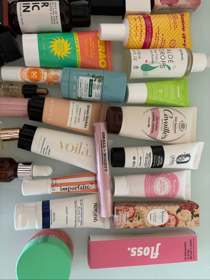 Lot maquillages/soins/parfums - photo numéro 2