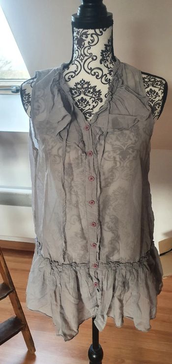 Blouse sans manches