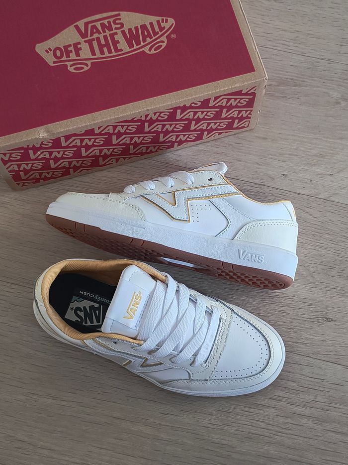 Chaussures Vans old skool taille 36 neuves - photo numéro 4