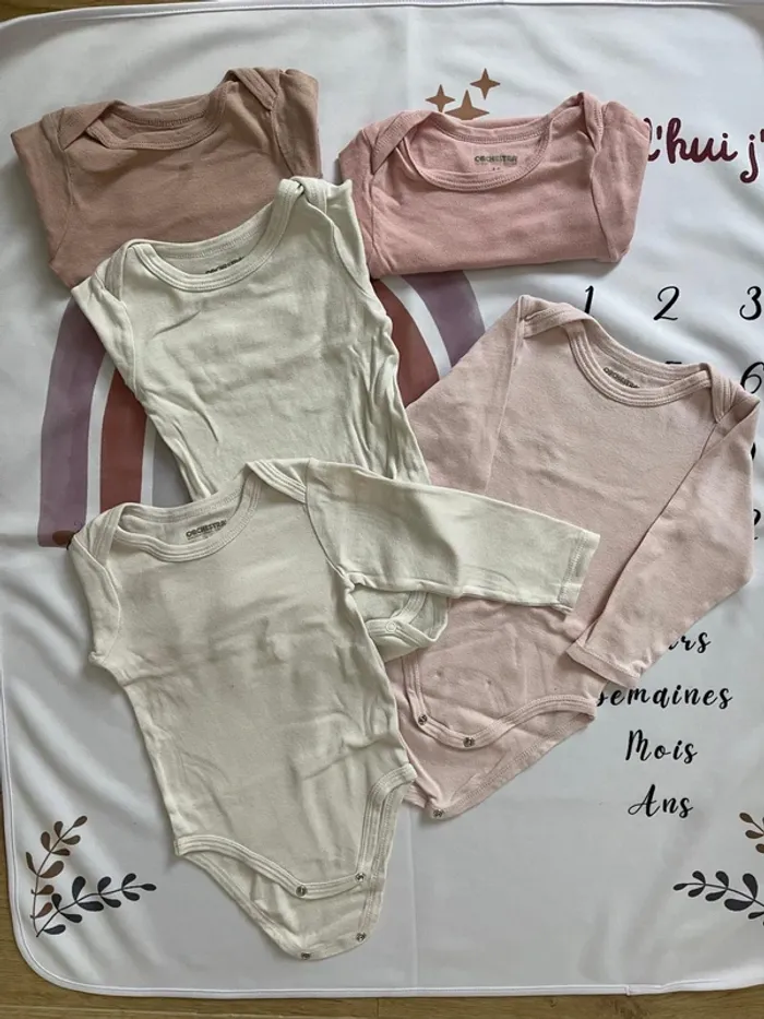 Lot de 5 bodys manches longues – Bébé fille – Taille 18 mois - photo numéro 4
